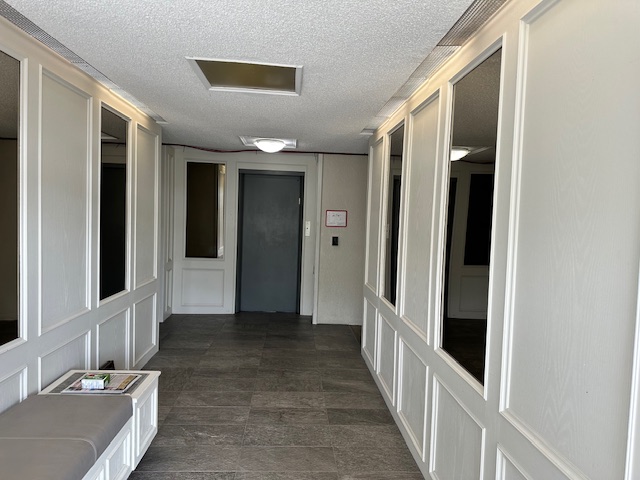 102 - 850 Rupert Terrace