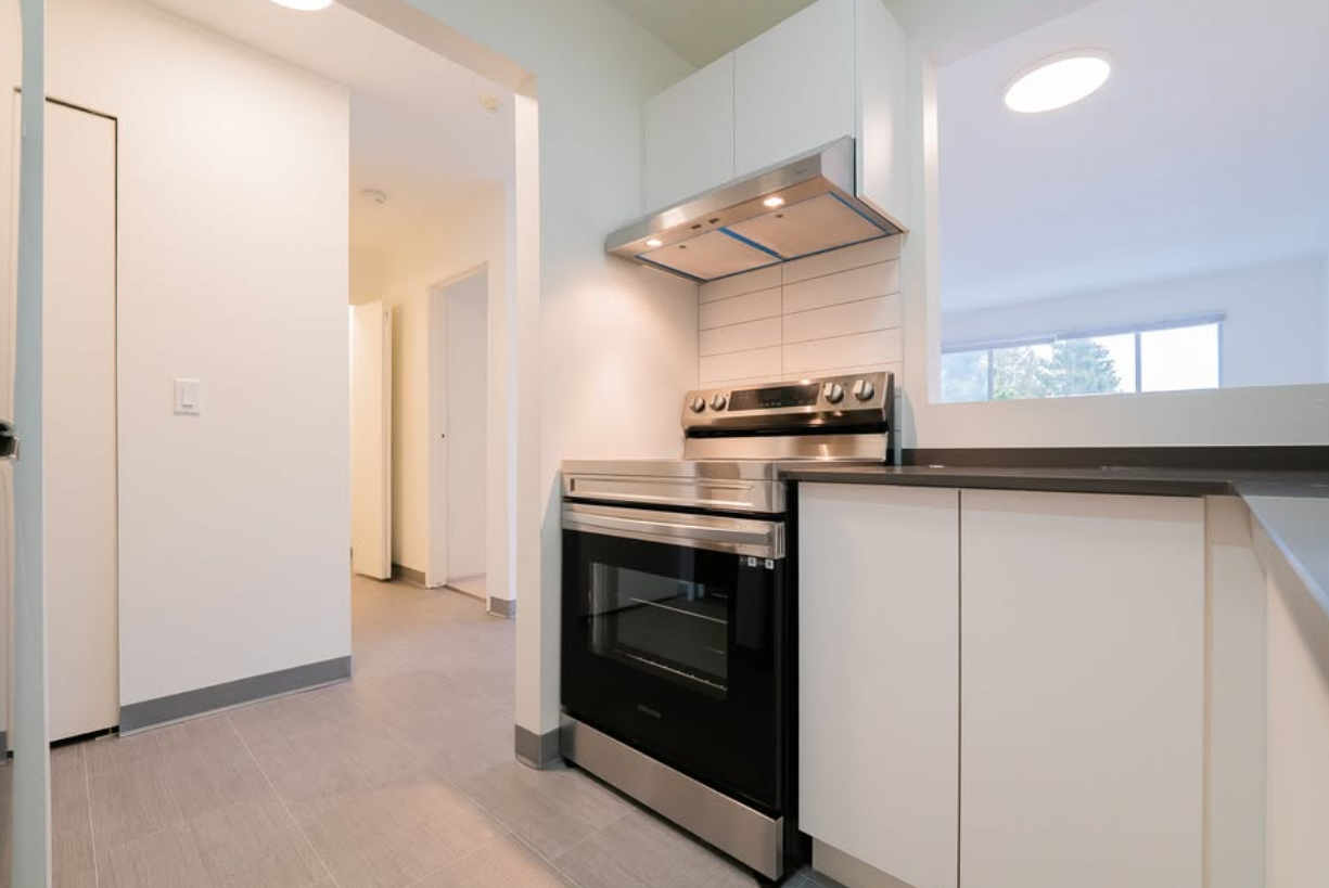 501 Sixth Street - 129C