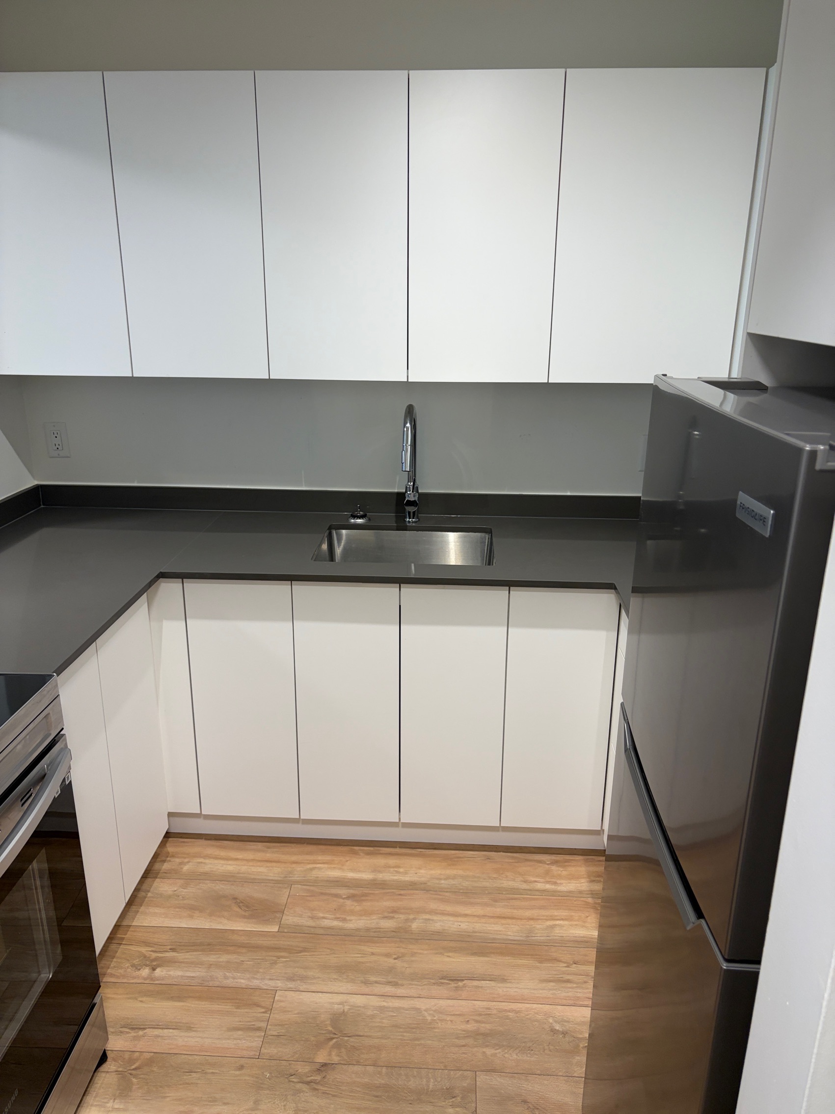 501 Sixth Street - 51B